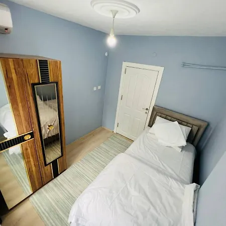 Double Bedroom Small Unit Near Fatihmosque Istanbul
