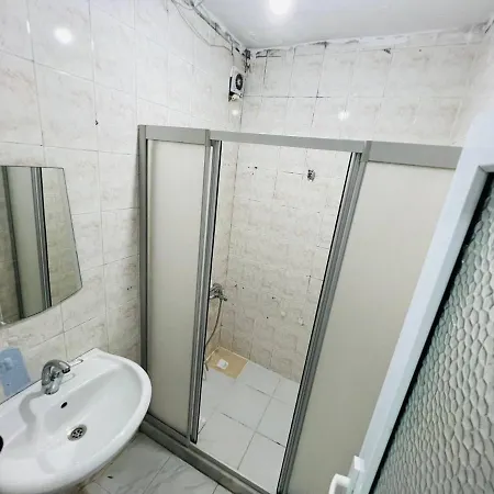 Double Bedroom Small Unit Near Fatihmosque Apartment